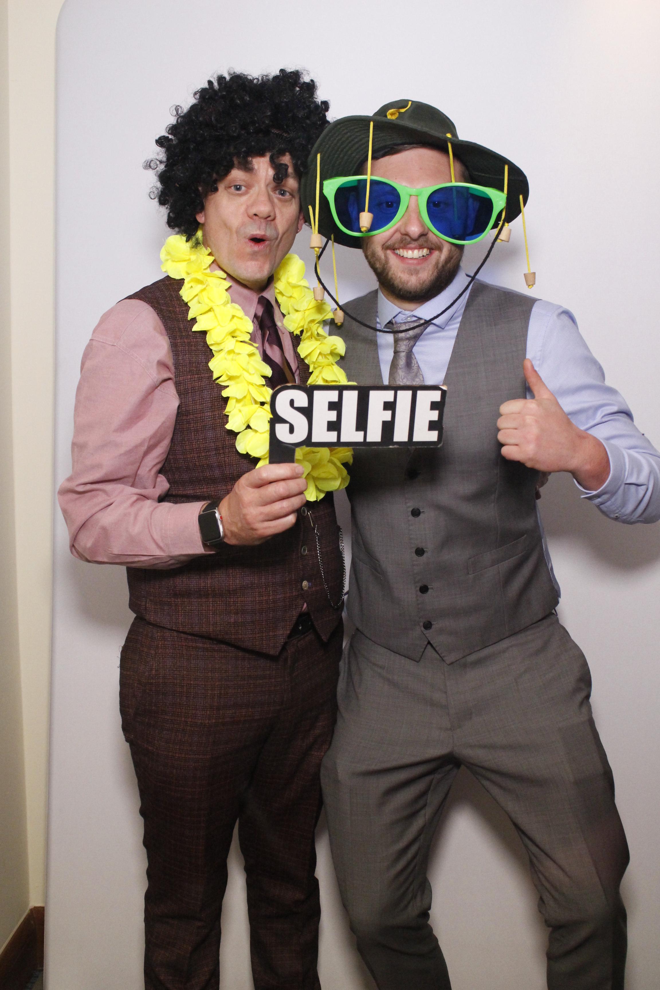 Luke & Emily's Wedding | View more photos from the event at gallery.myphotoboothexperience.co.uk/u/MyPhotoBoothExperienceLtd/Luke-Emilys-Wedding
